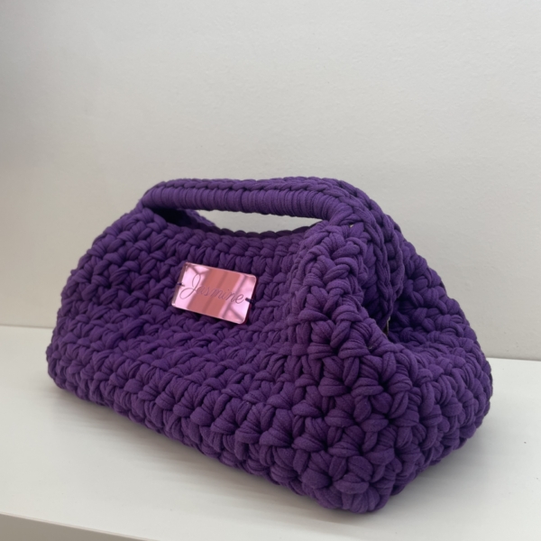 ‘Esmeralda’ cotton clutch