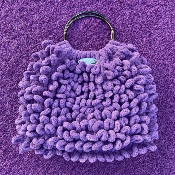 ‘Violet’ puffy with rings