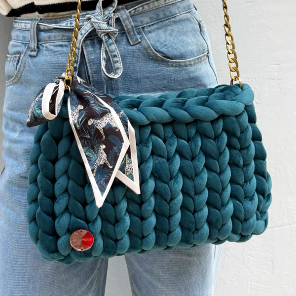 Light petrol velvet bag