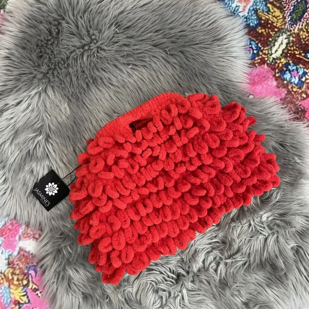 puffy_red_1_1000x1000